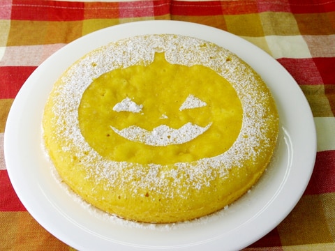 ホットケーキMIXで作るハロウィンかぼちゃケーキ♪